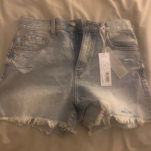 Daze Denim Jean Shorts - Picture 1 of 7